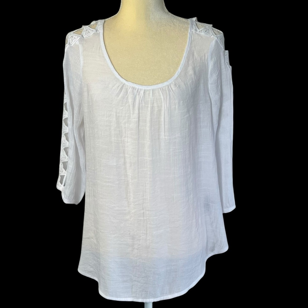 Unique Spectrum Women's Blouse Size Large White 3/4 Sleeve Sheer Bohemian Travel